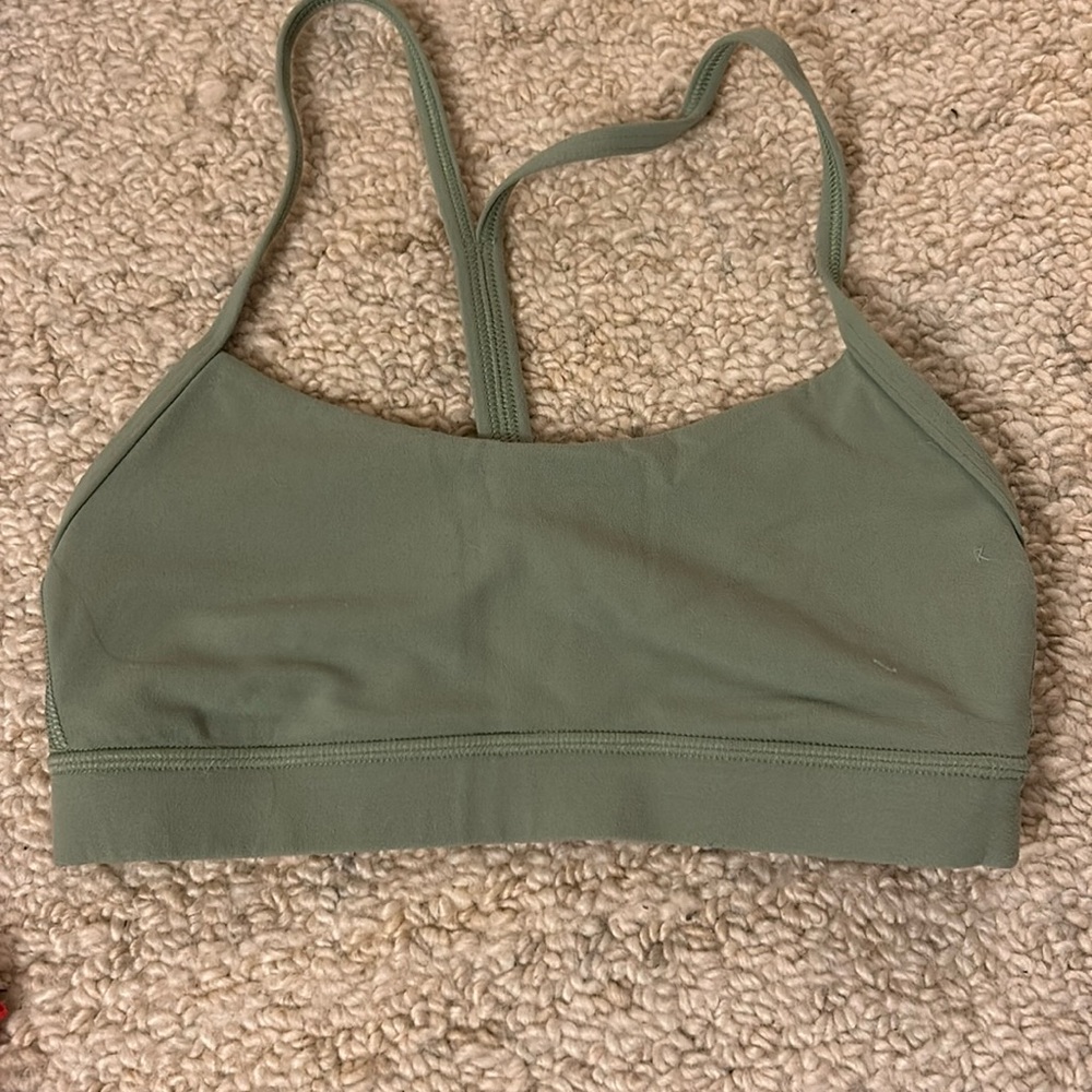 Flow y bra lululemon size 4, green
